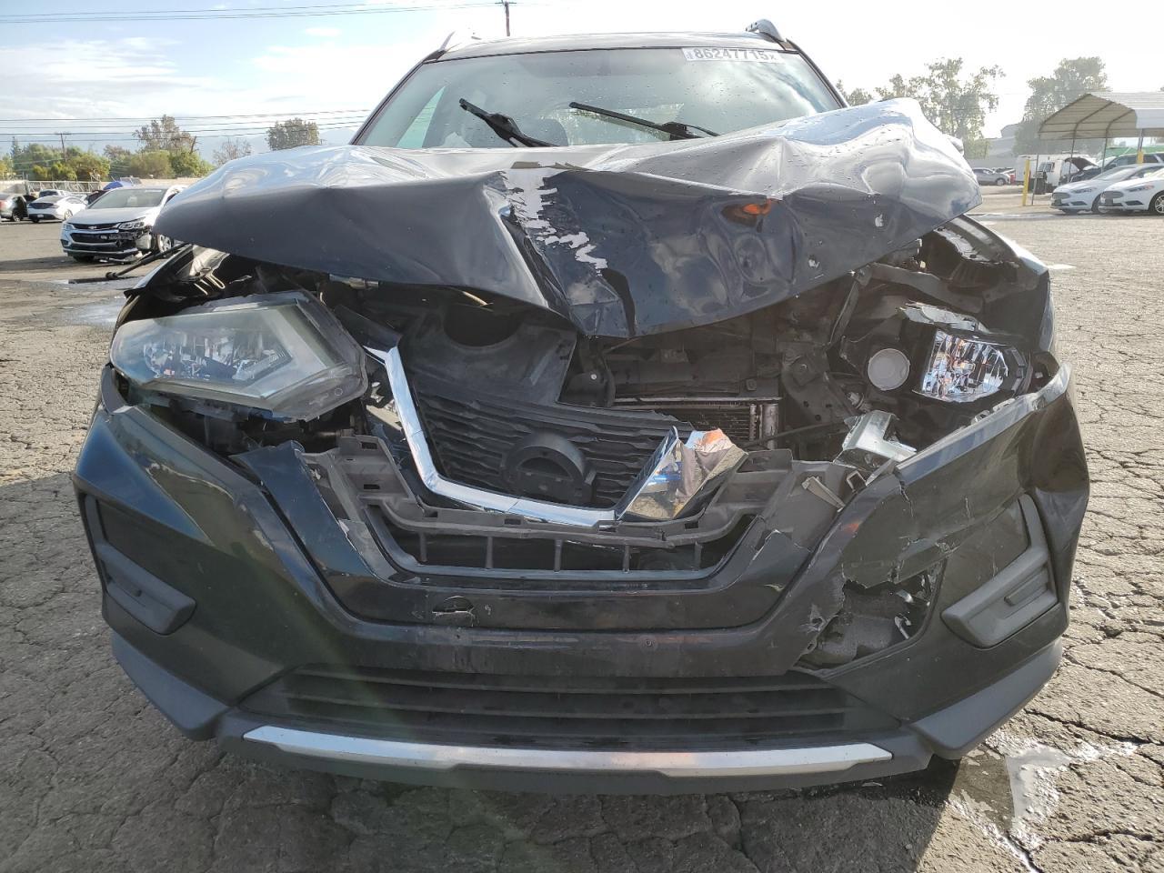 2017 NISSAN ROGUE