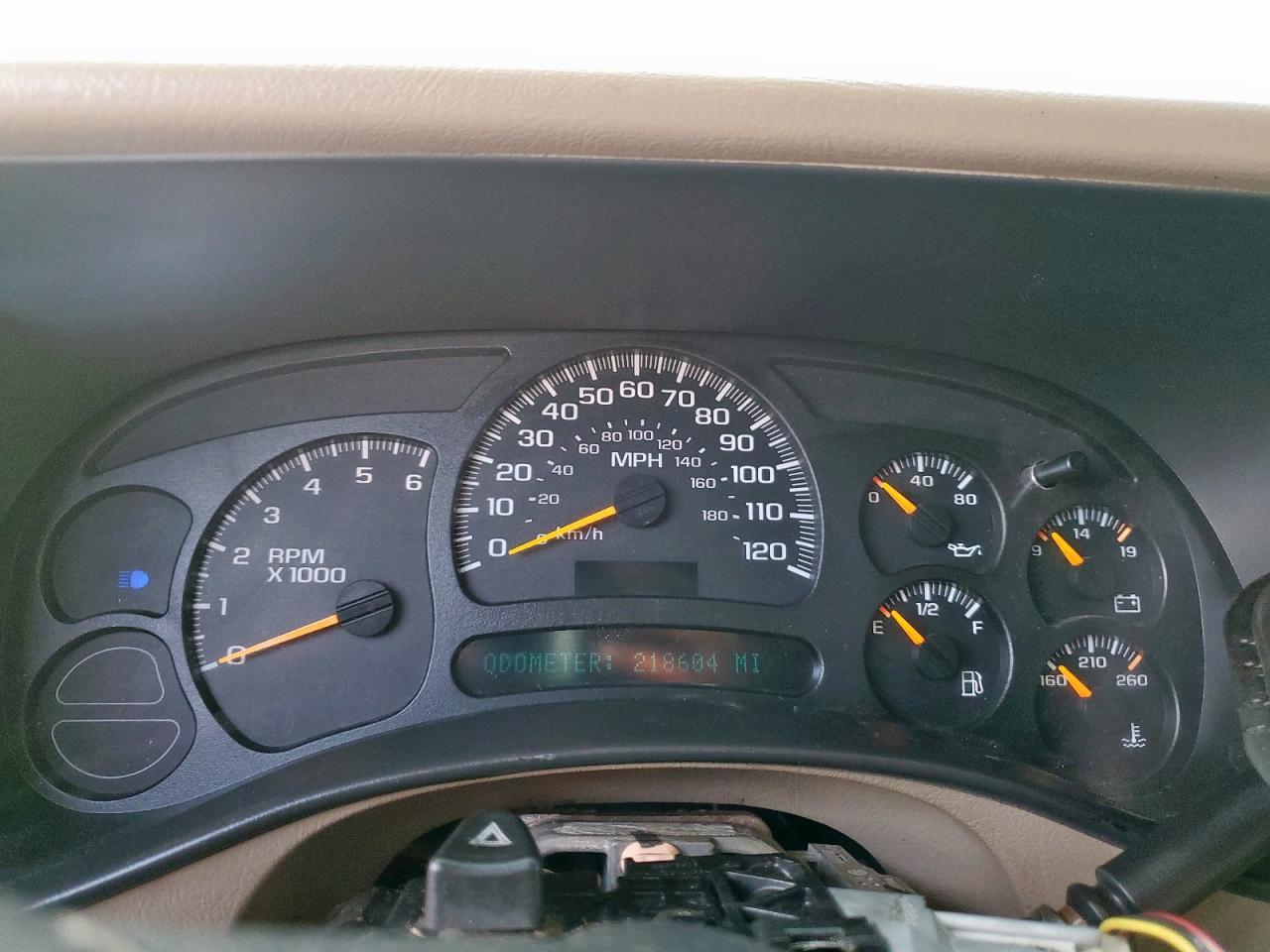 2004 CHEVROLET Tahoe