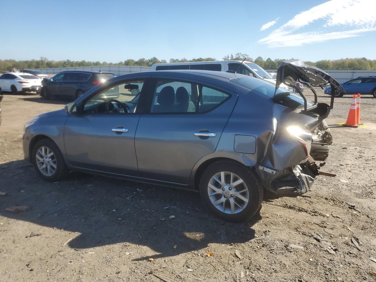 2018 NISSAN VERSA