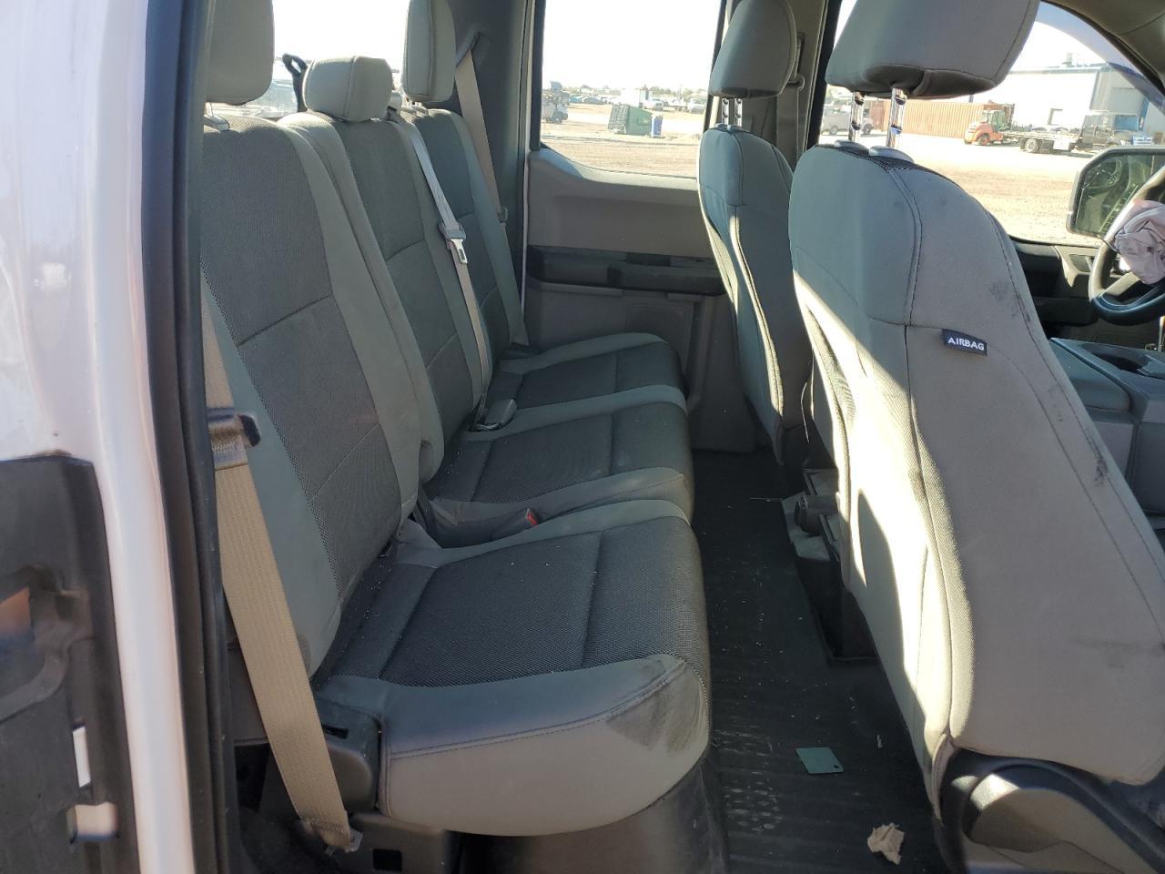 2015 FORD F-150