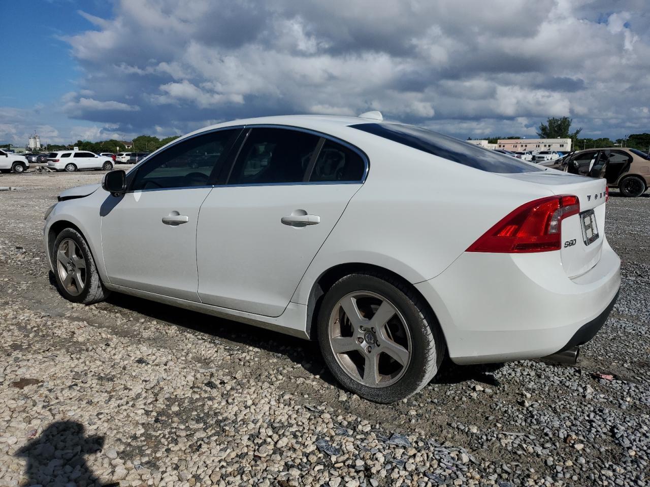 2012 VOLVO S60
