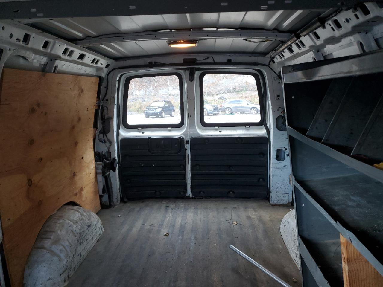 2014 GMC Savana