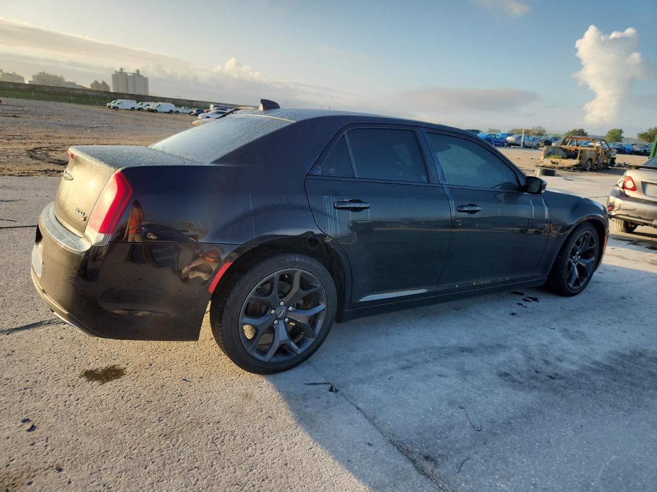 2021 CHRYSLER 300