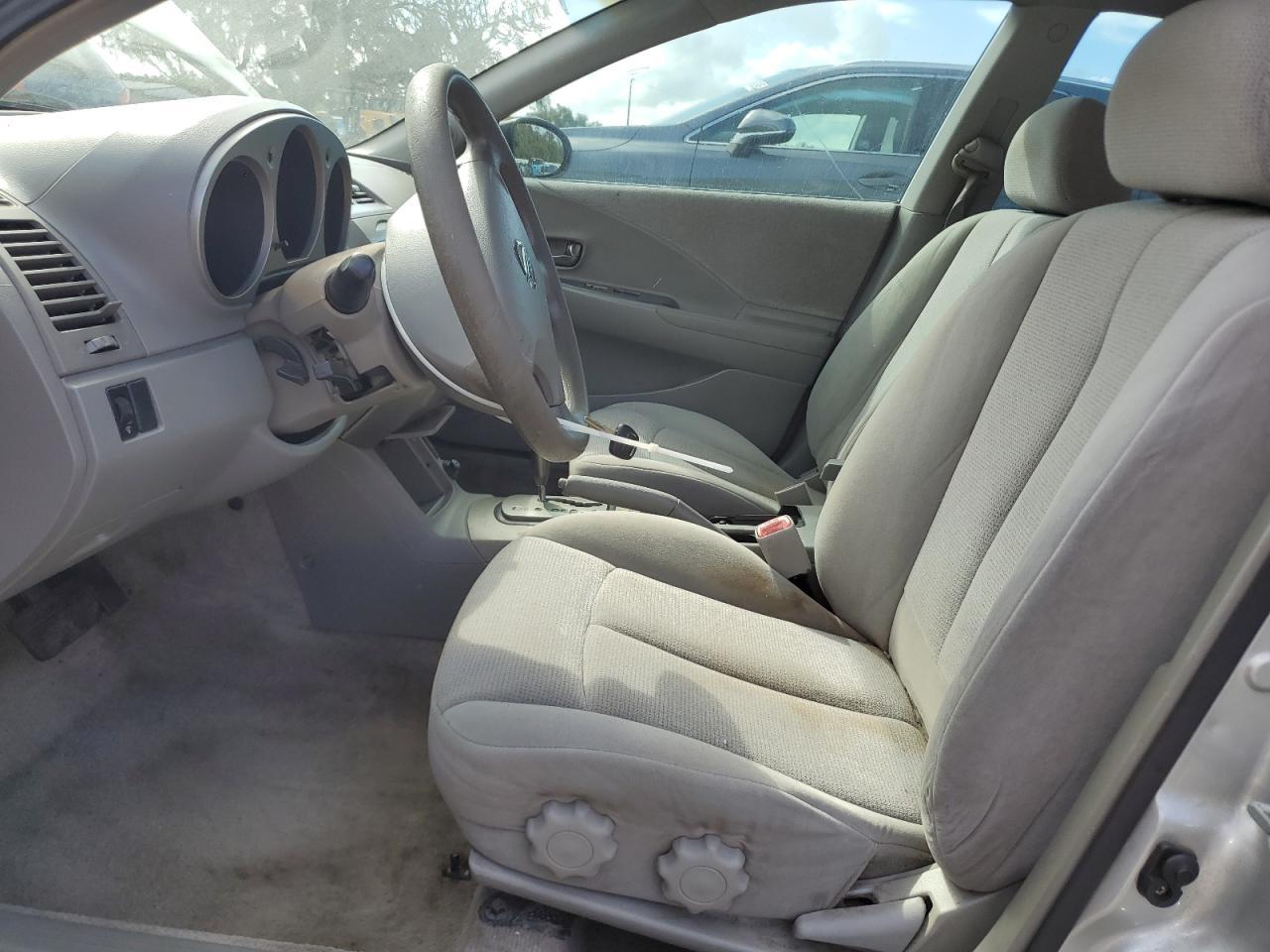 2004 NISSAN ALTIMA