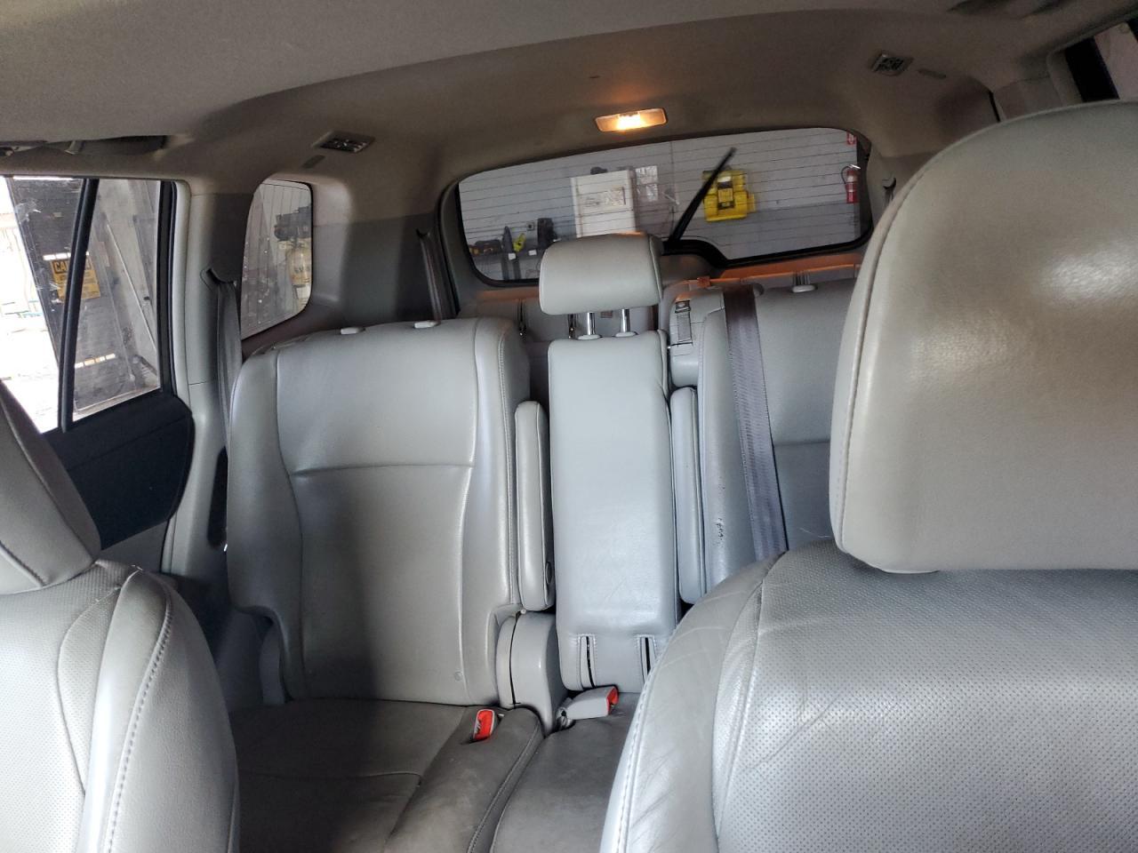 2013 TOYOTA HIGHLANDER