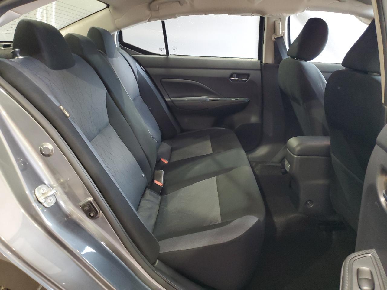 2025 NISSAN VERSA