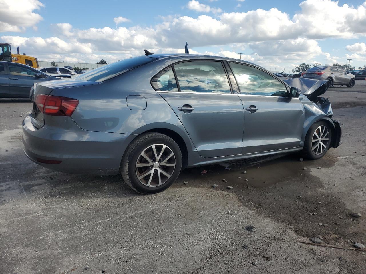 2017 VOLKSWAGEN JETTA