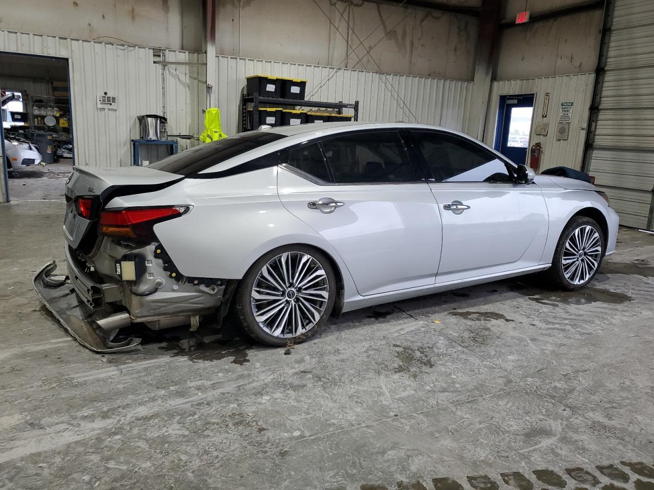 2023 NISSAN ALTIMA
