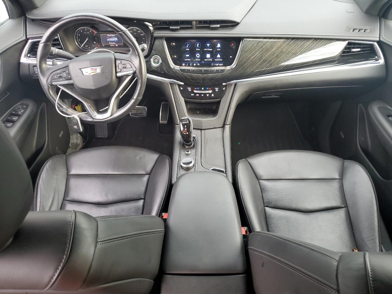 2020 CADILLAC XT6