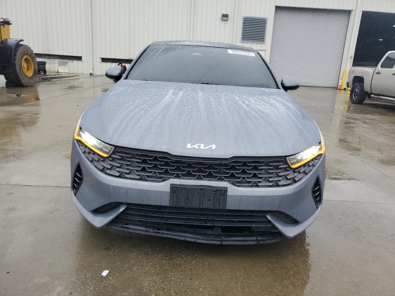 2022 KIA K5