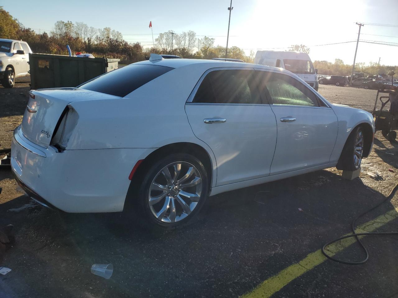 2017 CHRYSLER 300