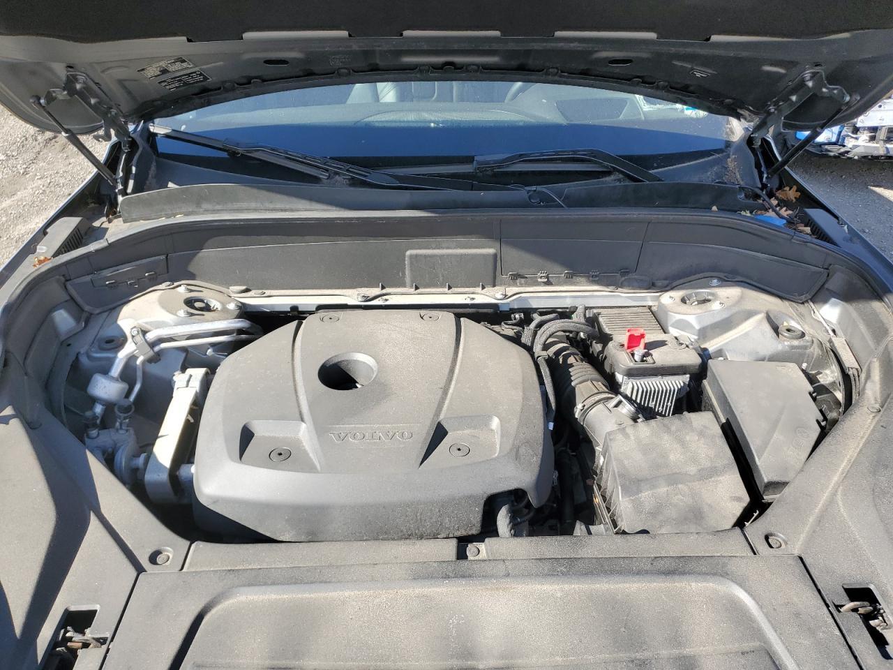 2019 VOLVO XC90