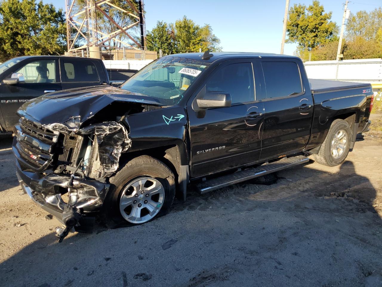 2017 CHEVROLET Silverado
