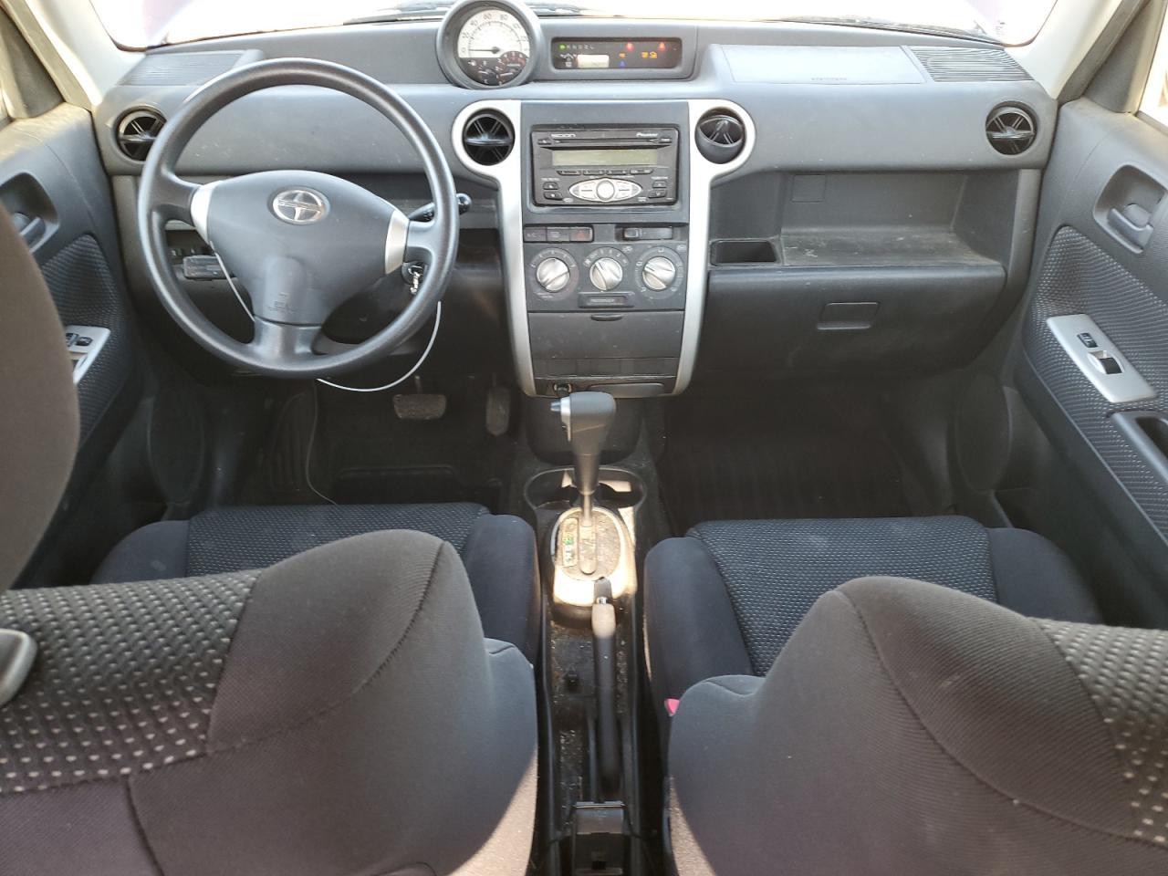 2006 TOYOTA SCION
