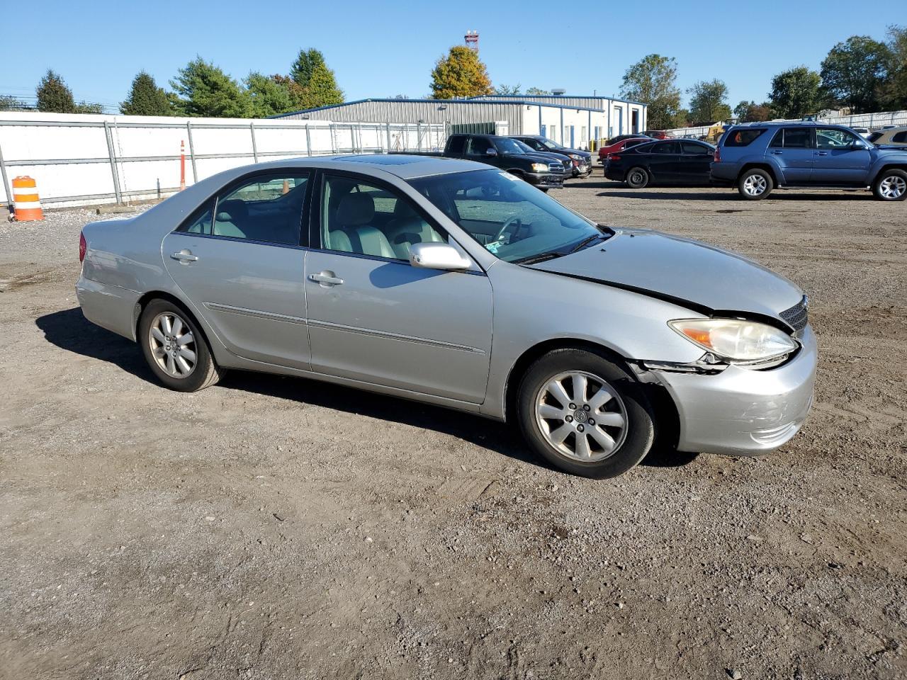 2002 TOYOTA CAMRY