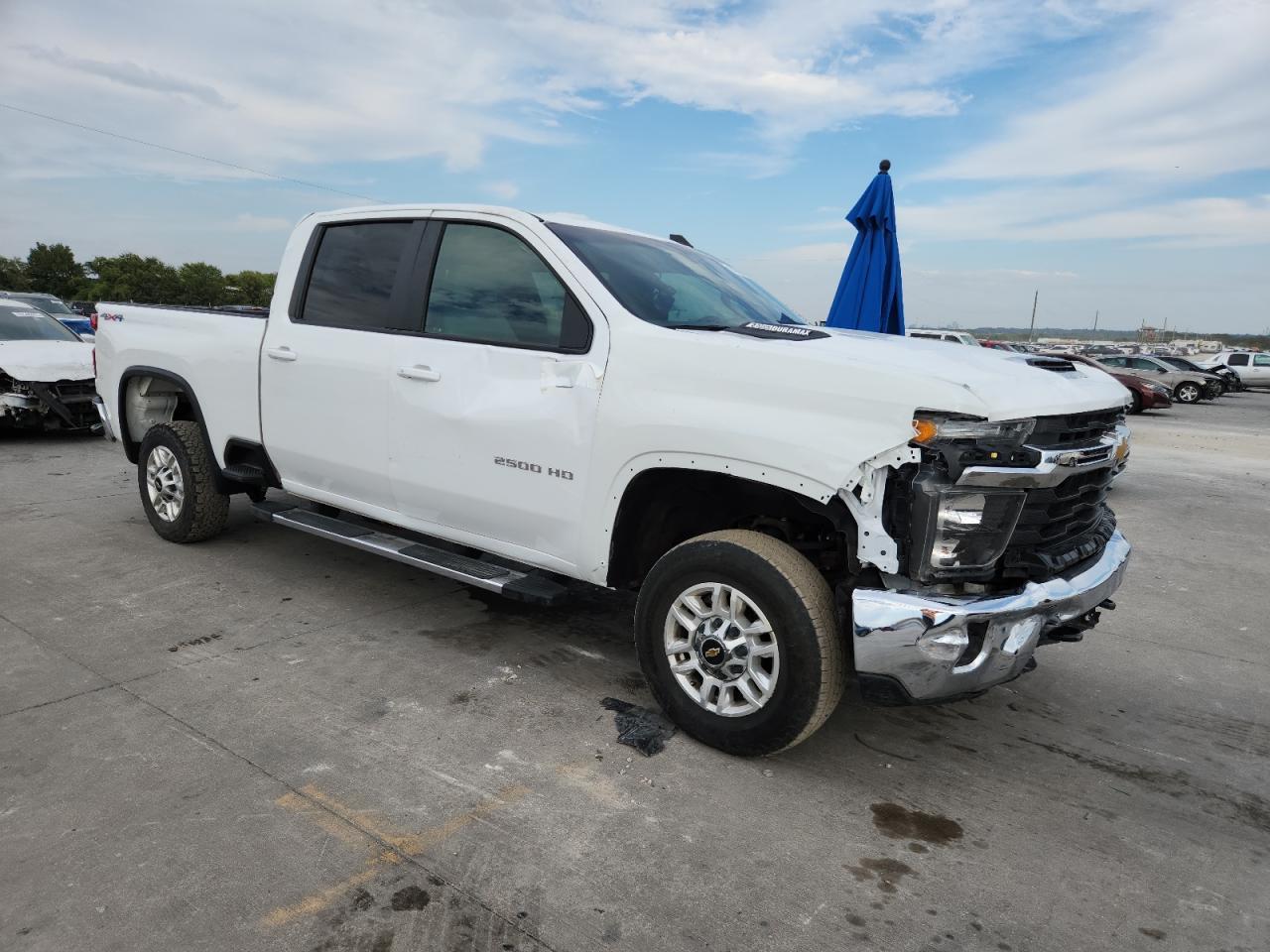 2024 CHEVROLET Silverado