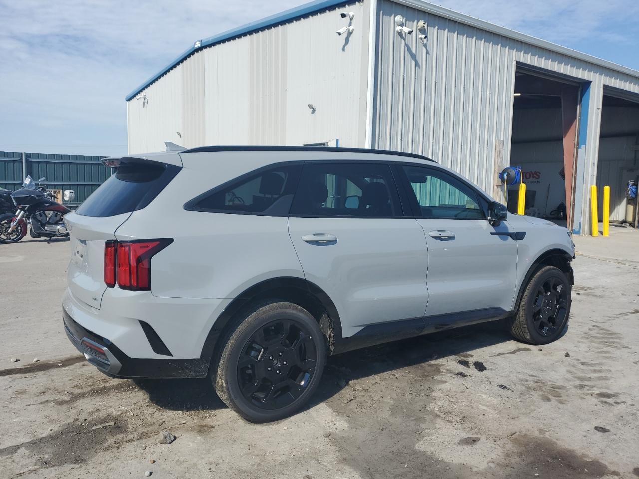 2023 KIA SORENTO