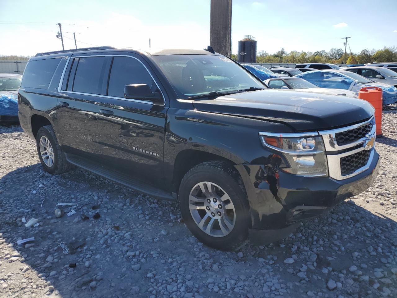2017 CHEVROLET Suburban