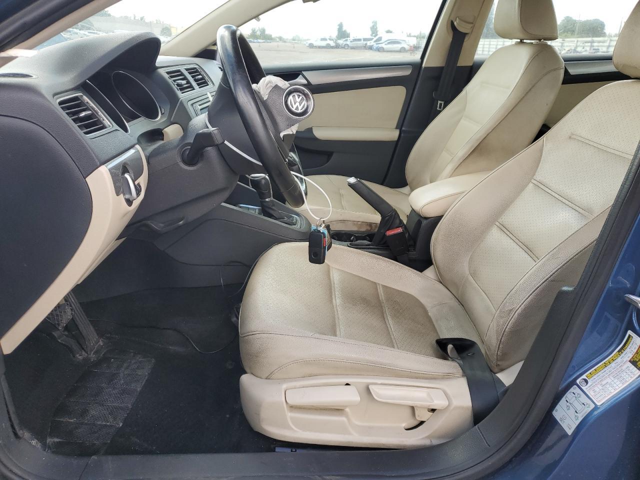 2018 VOLKSWAGEN JETTA