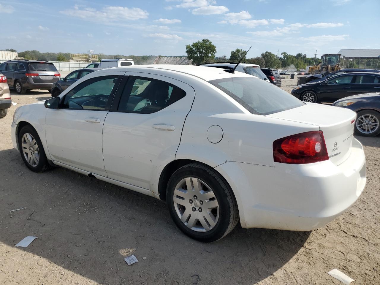 2011 DODGE Avenger