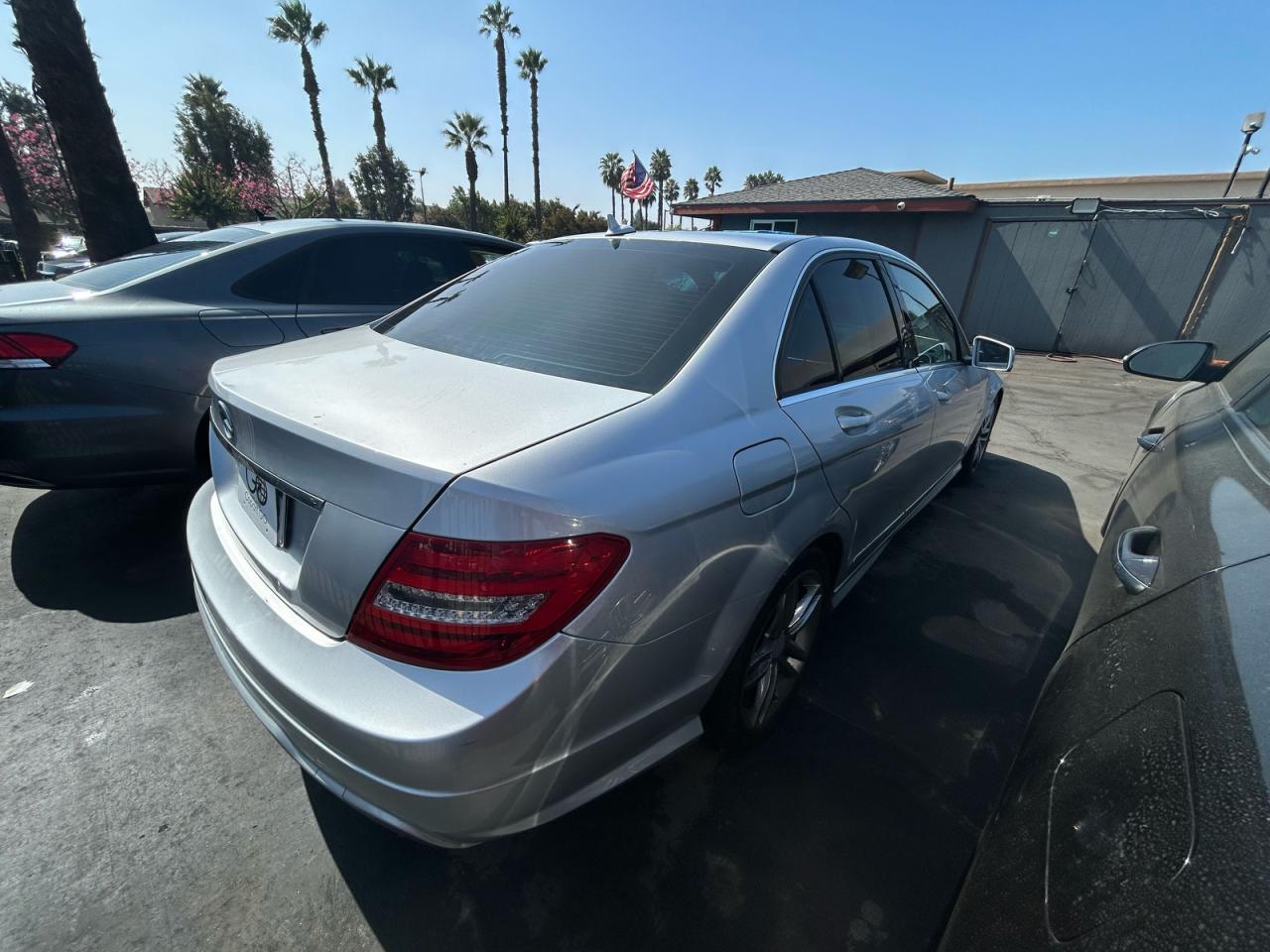 2012 MERCEDES-BENZ C-CLASS