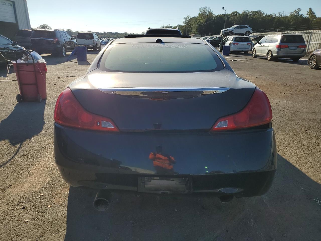 2012 INFINITI G37