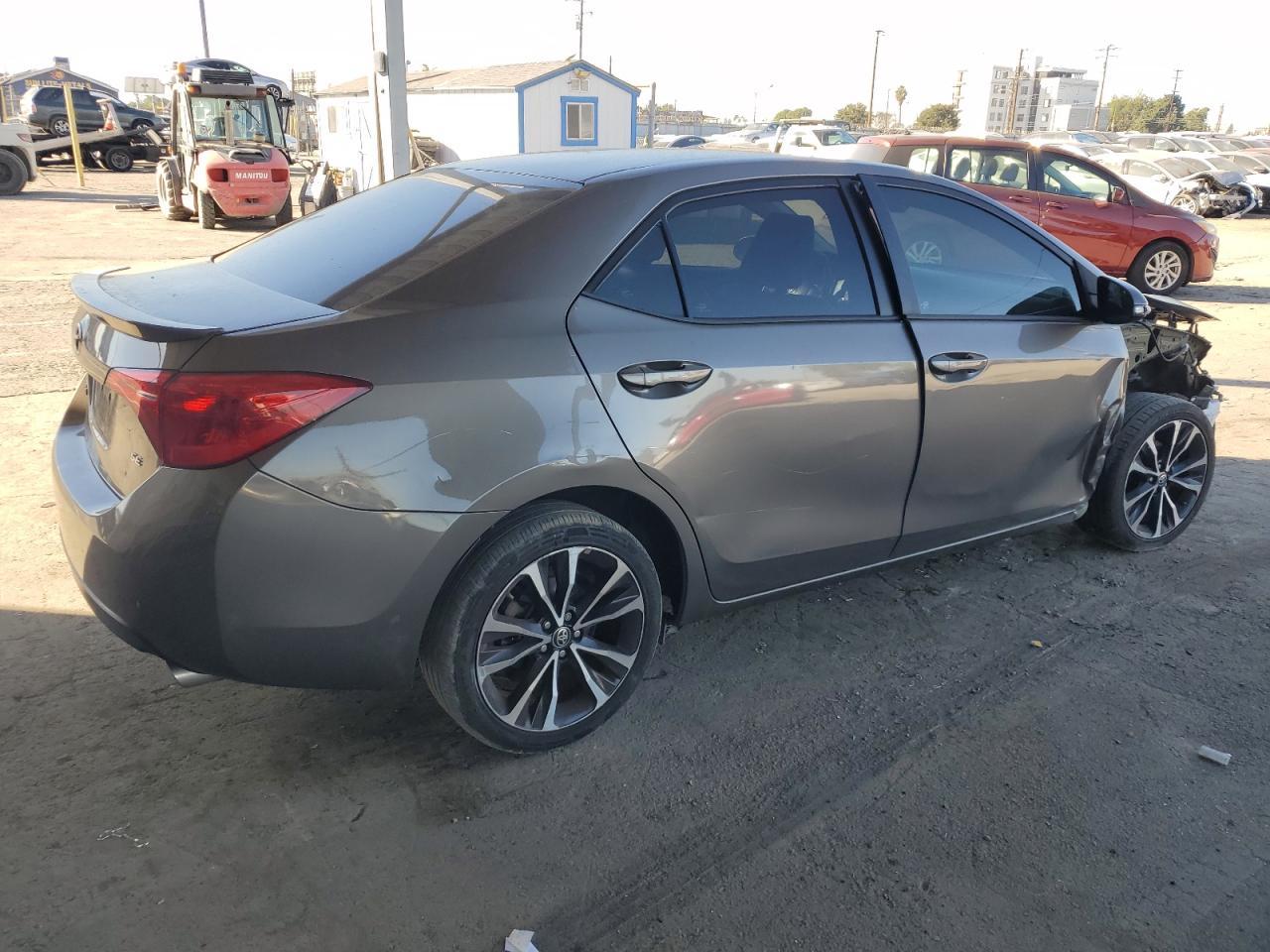 2017 TOYOTA COROLLA
