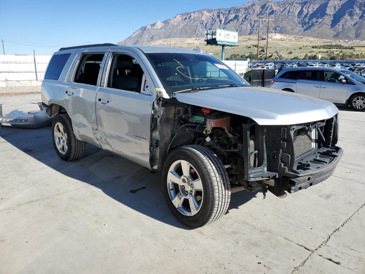 2016 CHEVROLET Tahoe