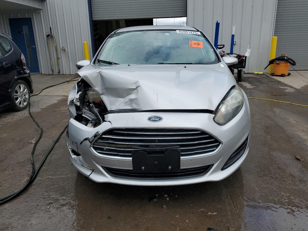 2015 FORD Fiesta