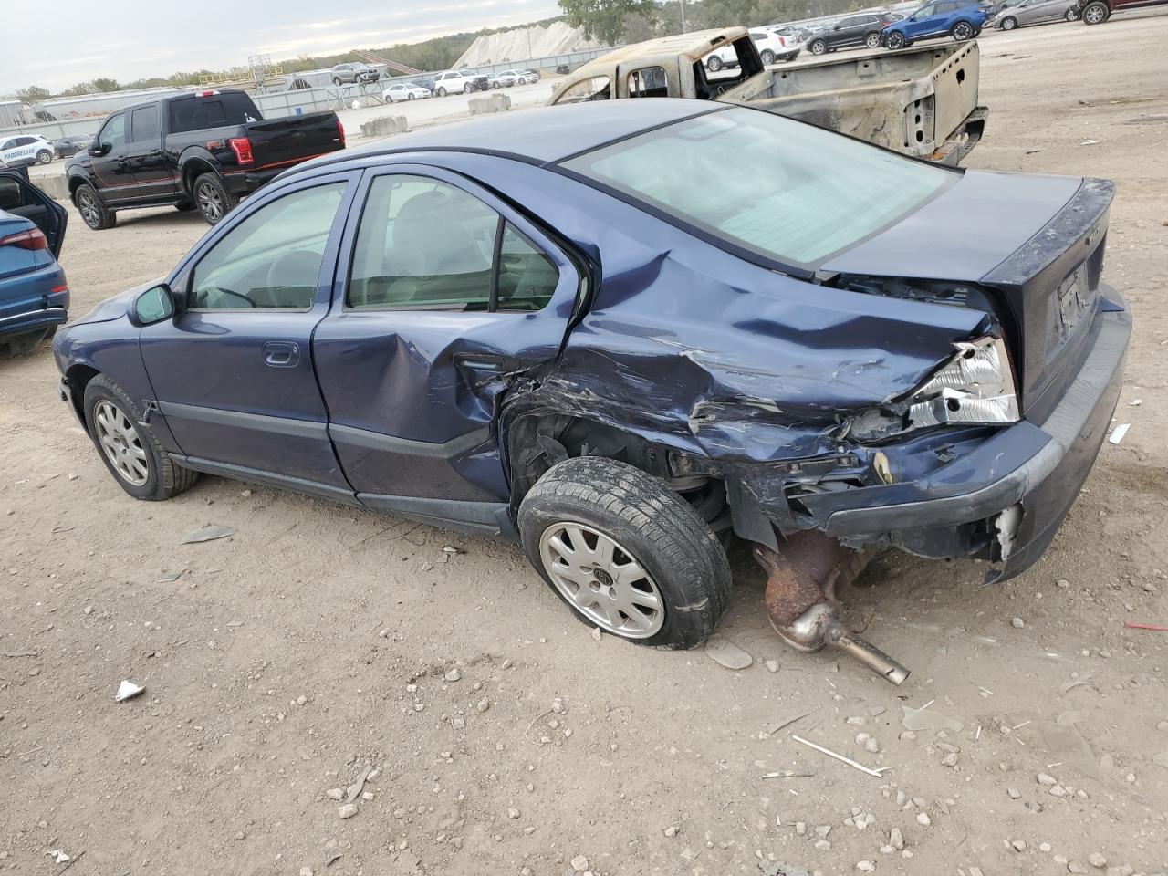 2001 VOLVO S60