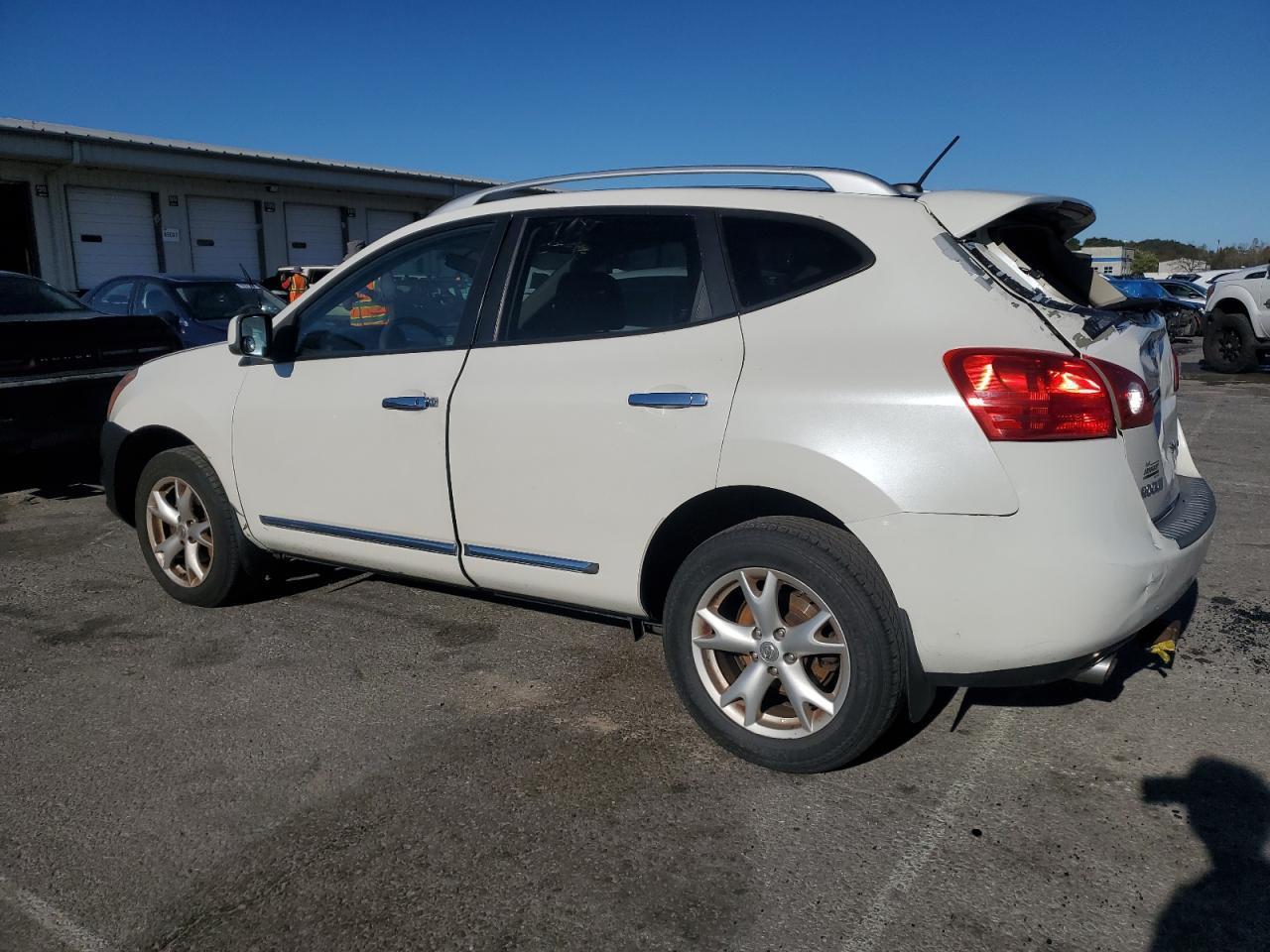 2011 NISSAN ROGUE