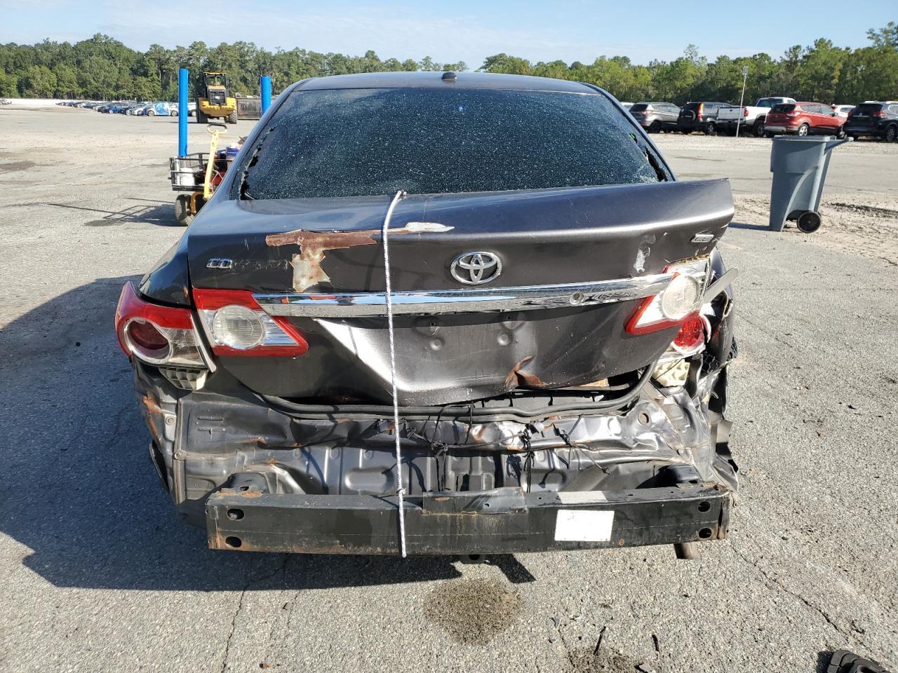 2011 TOYOTA COROLLA