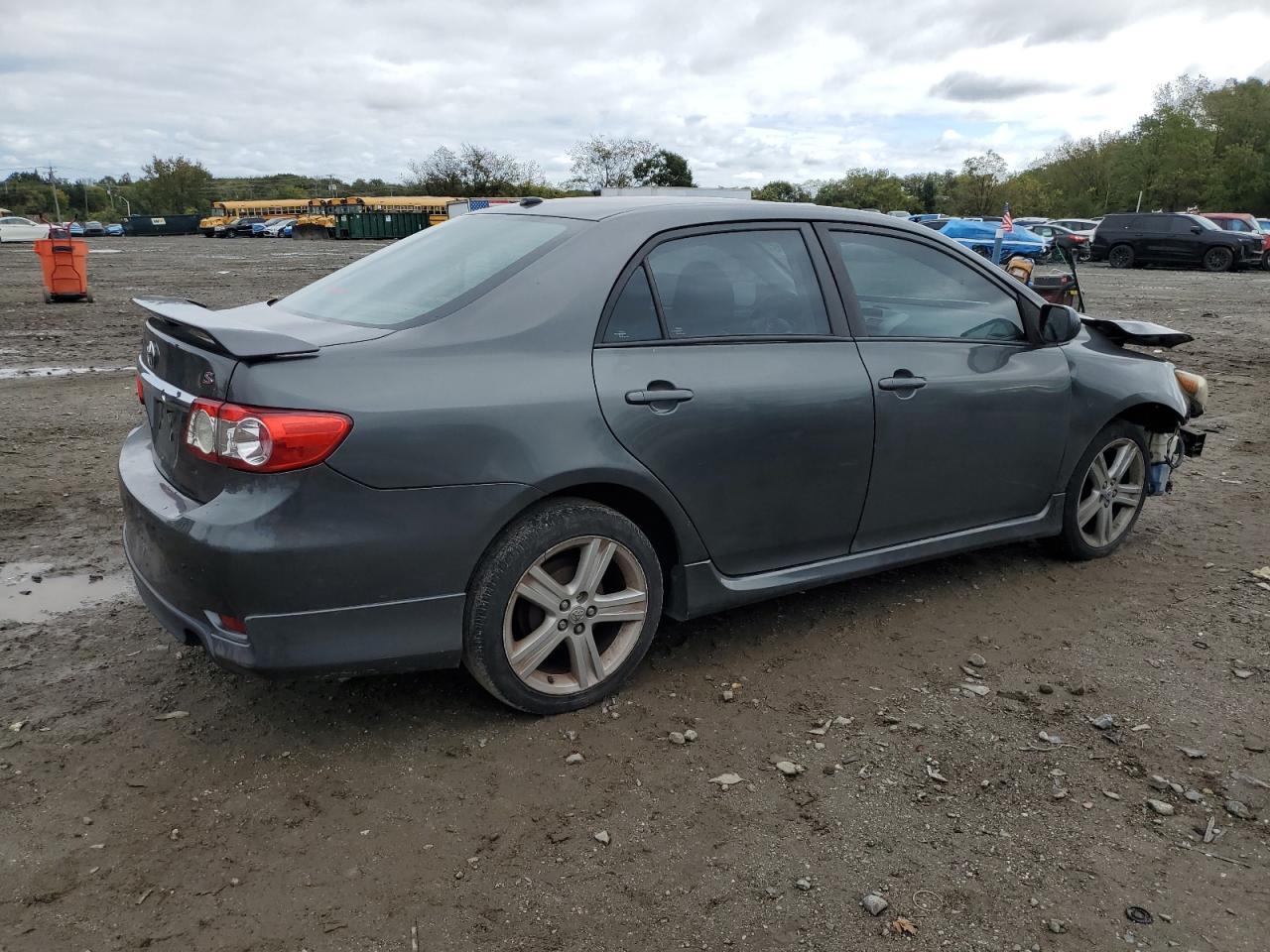 2013 TOYOTA COROLLA