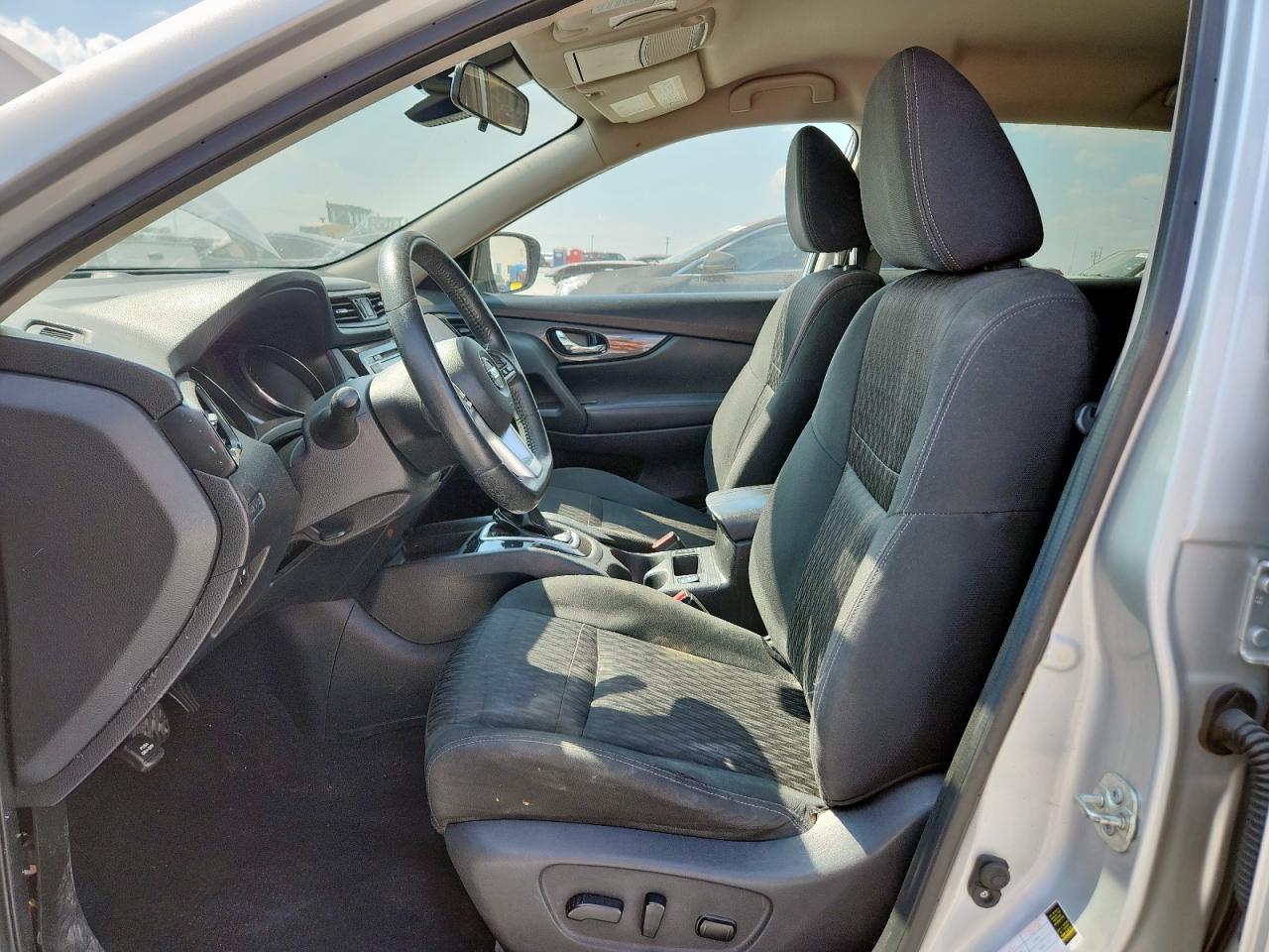 2019 NISSAN ROGUE