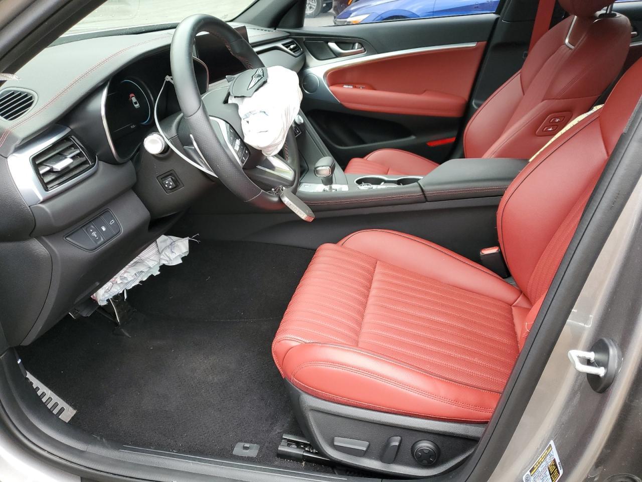 2025 GENESIS G70