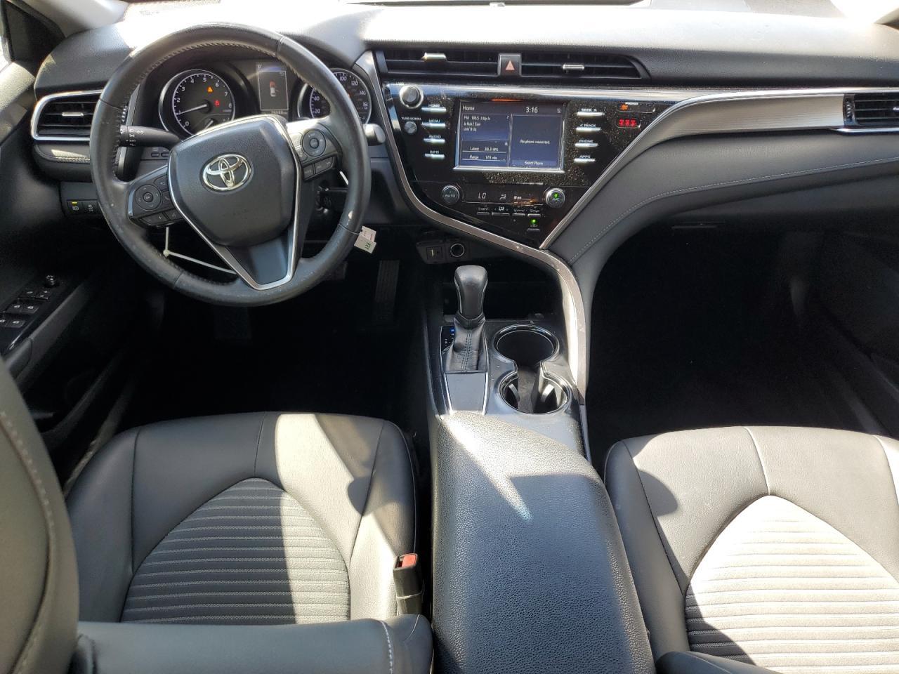 2018 TOYOTA CAMRY