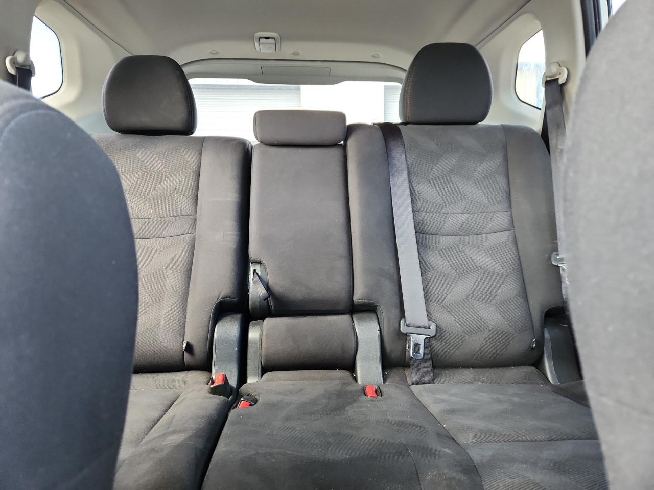 2016 NISSAN ROGUE