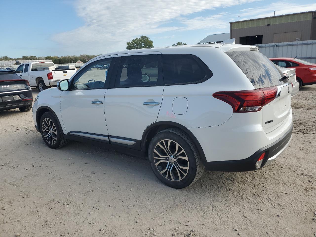 2017 MITSUBISHI outlander