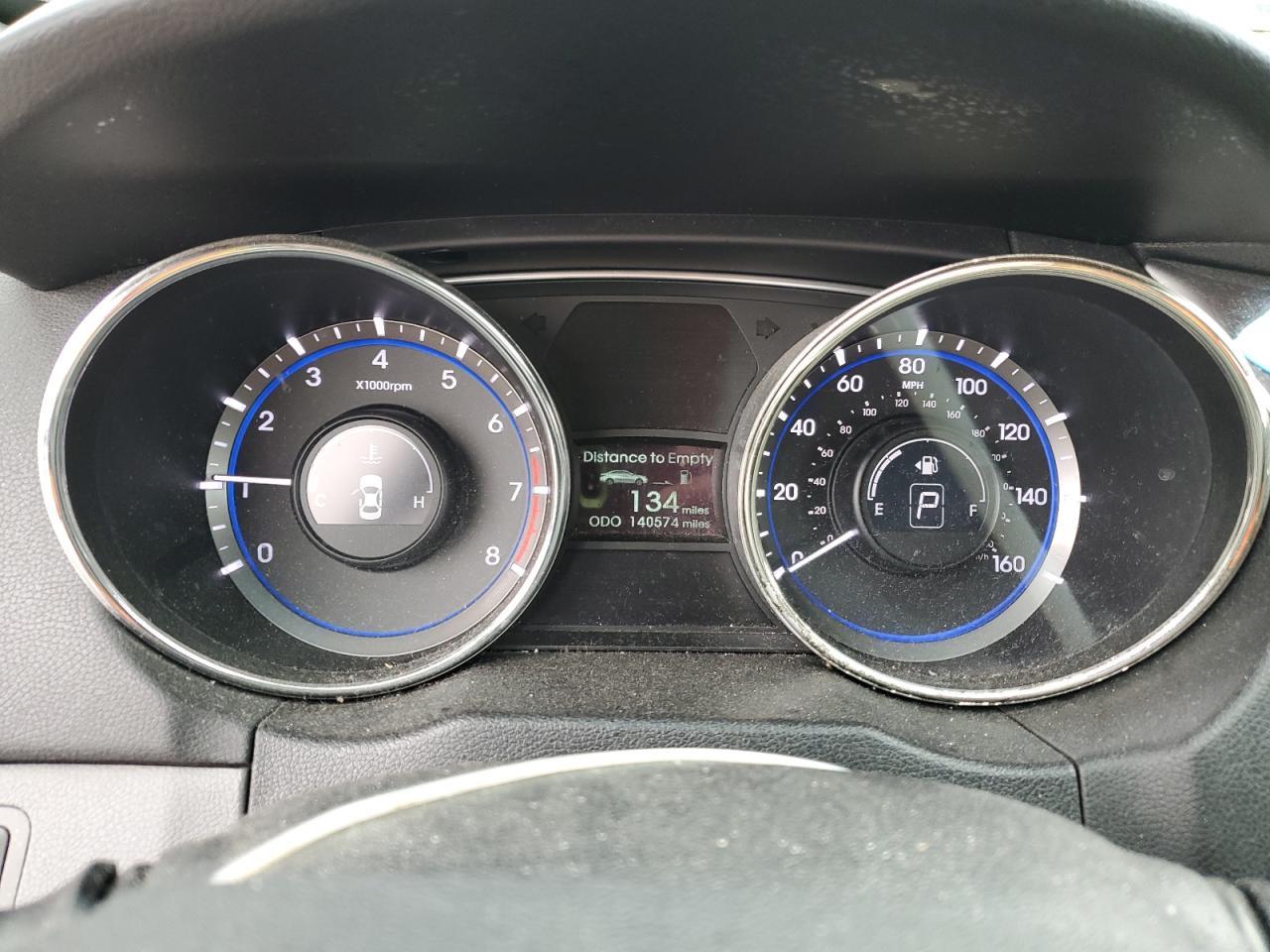 2011 HYUNDAI SONATA