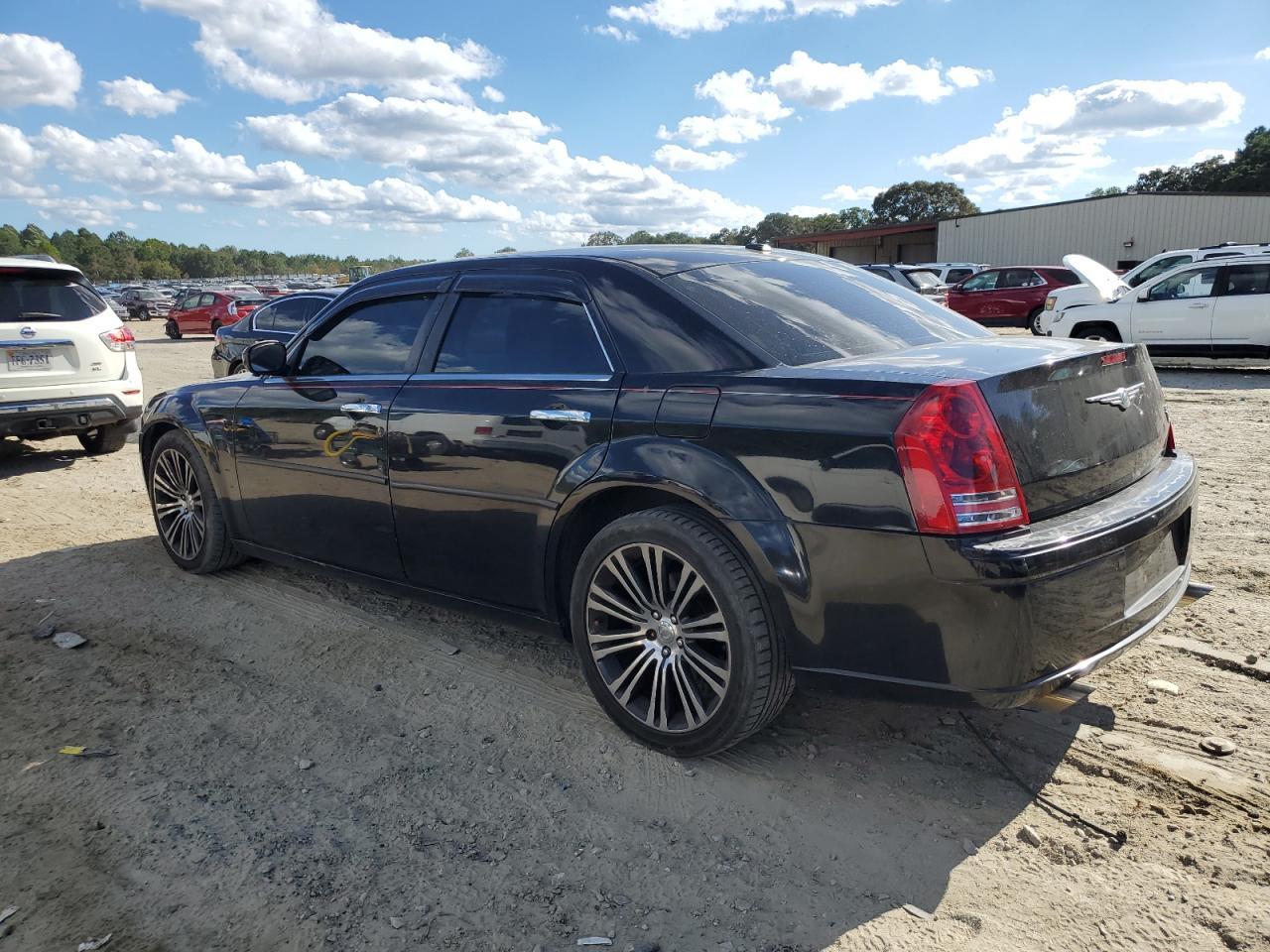 2010 CHRYSLER 300