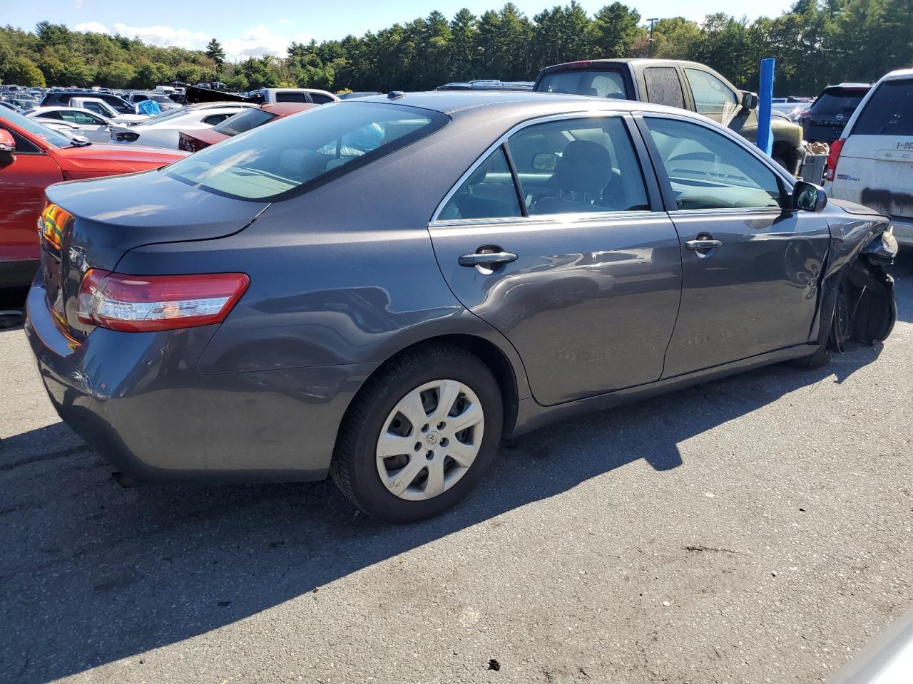 2011 TOYOTA CAMRY