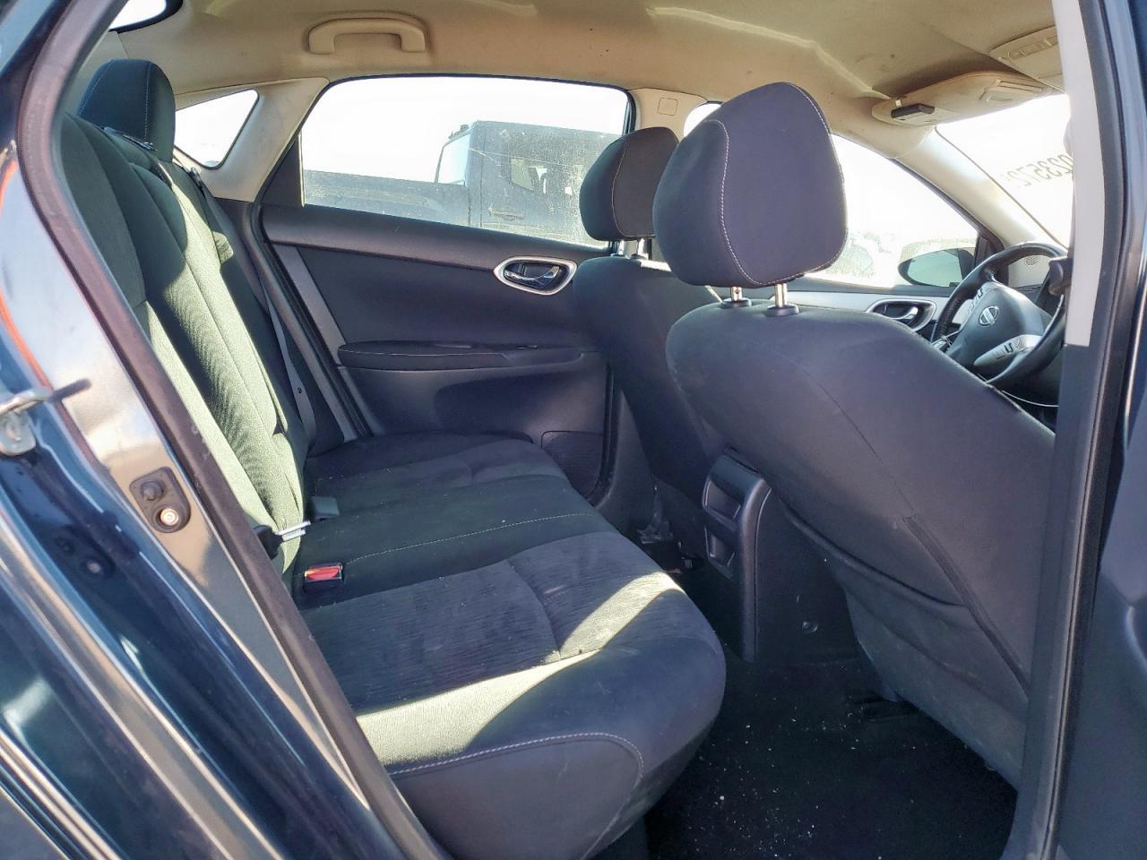 2015 NISSAN SENTRA