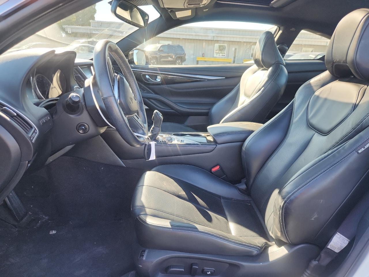 2017 INFINITI Q60