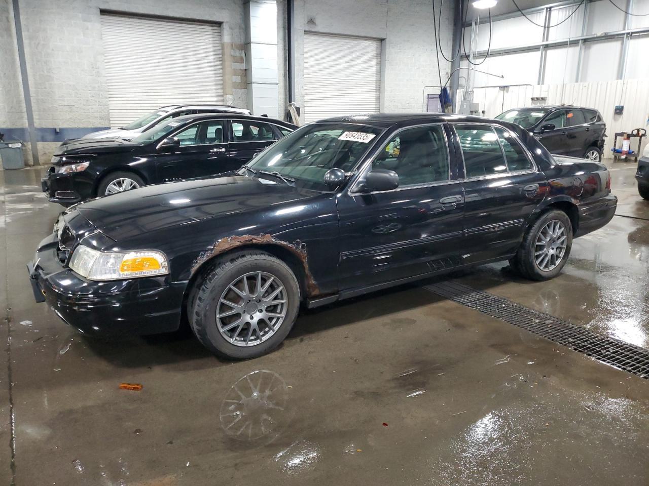 2010 FORD Crown Victoria