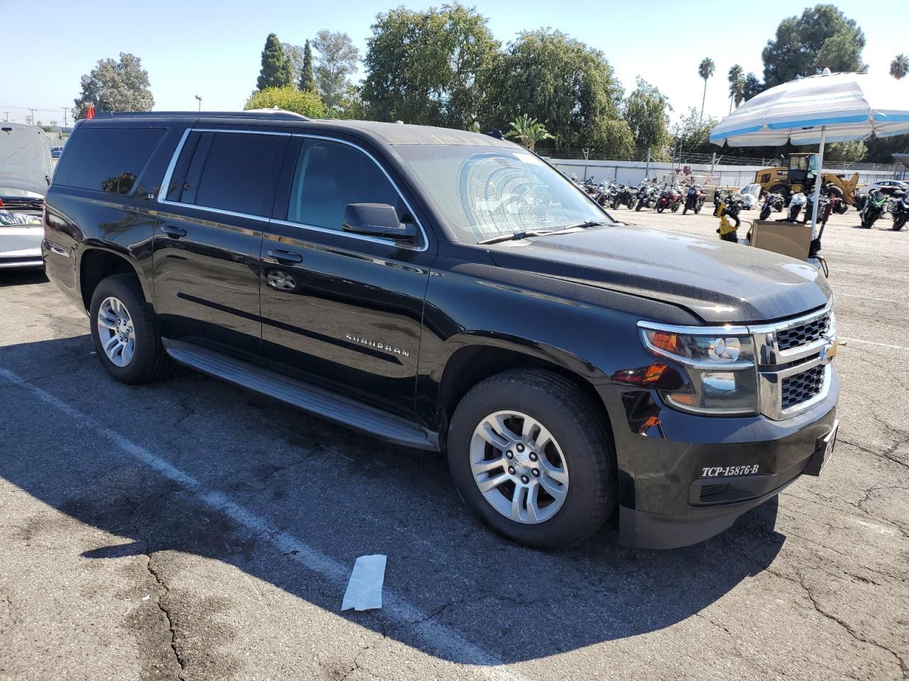 2015 CHEVROLET Suburban