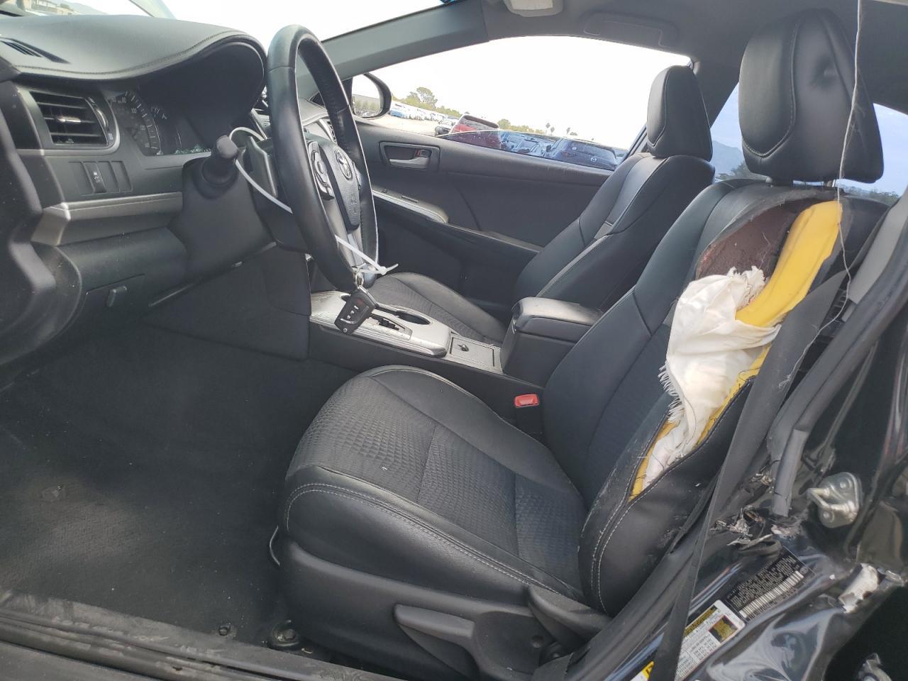 2014 TOYOTA CAMRY