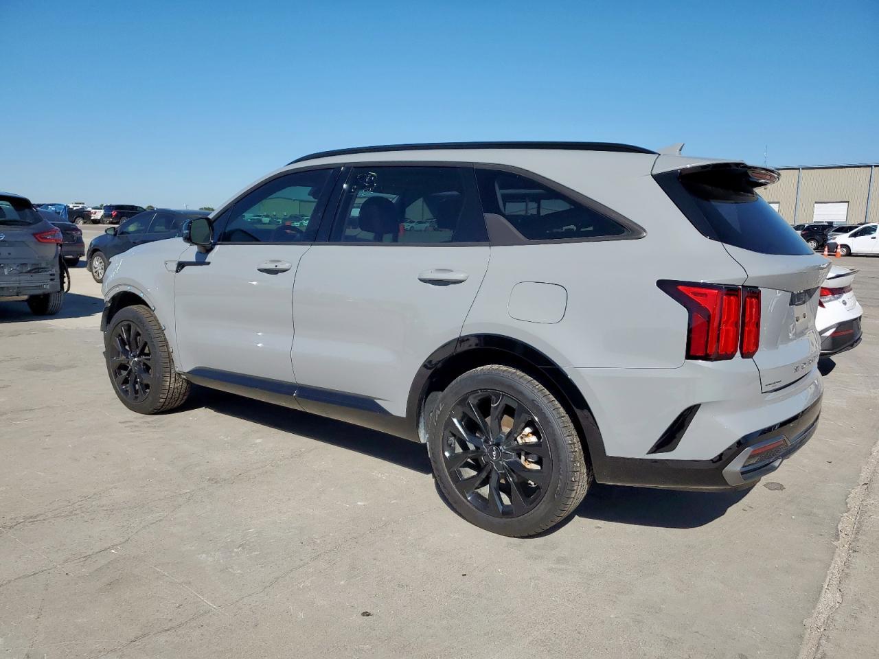 2022 KIA SORENTO
