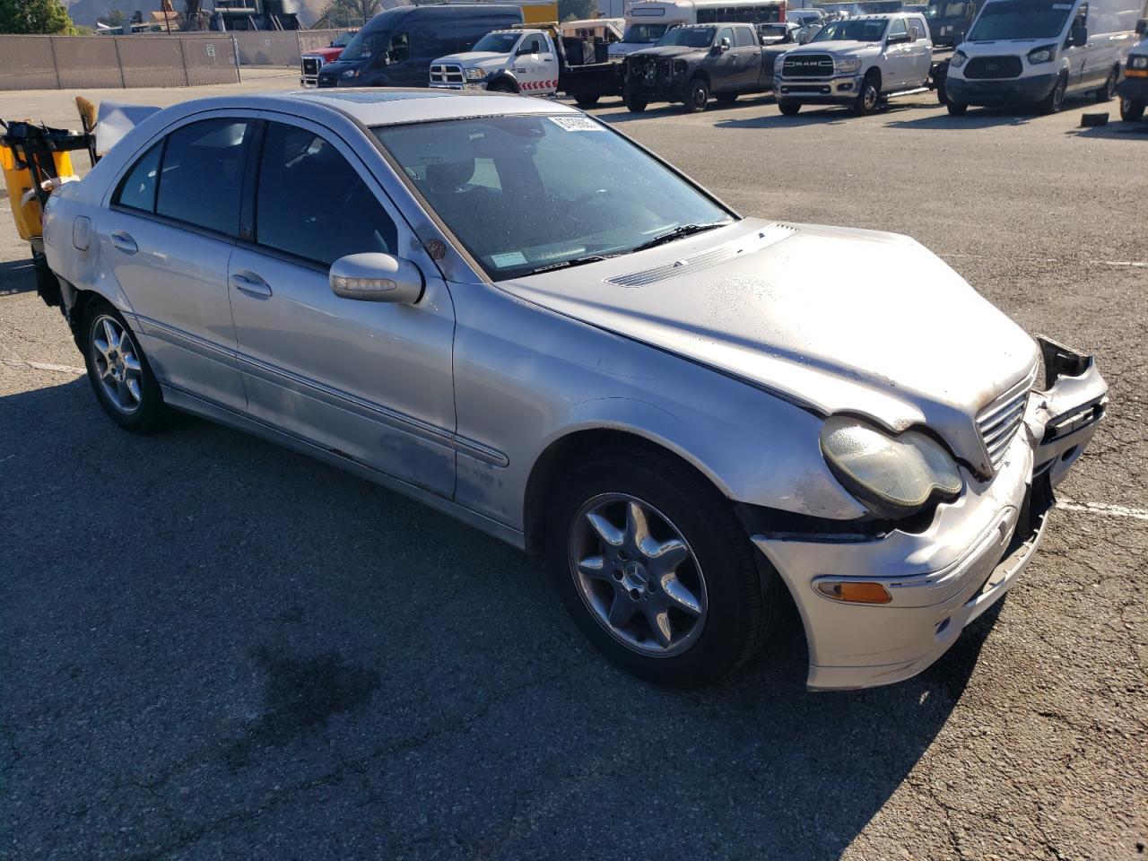 2001 MERCEDES-BENZ C-CLASS