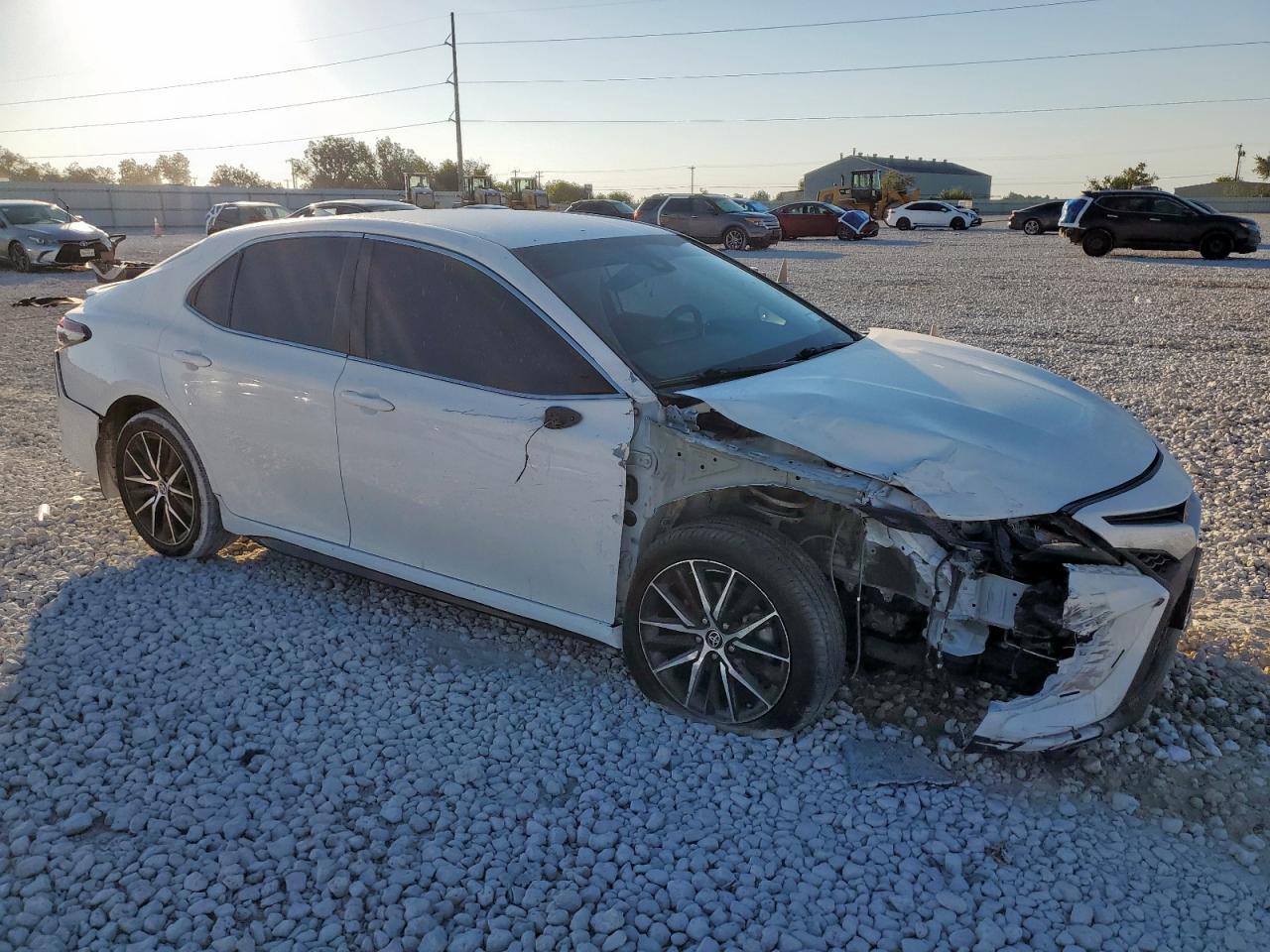 2023 TOYOTA CAMRY