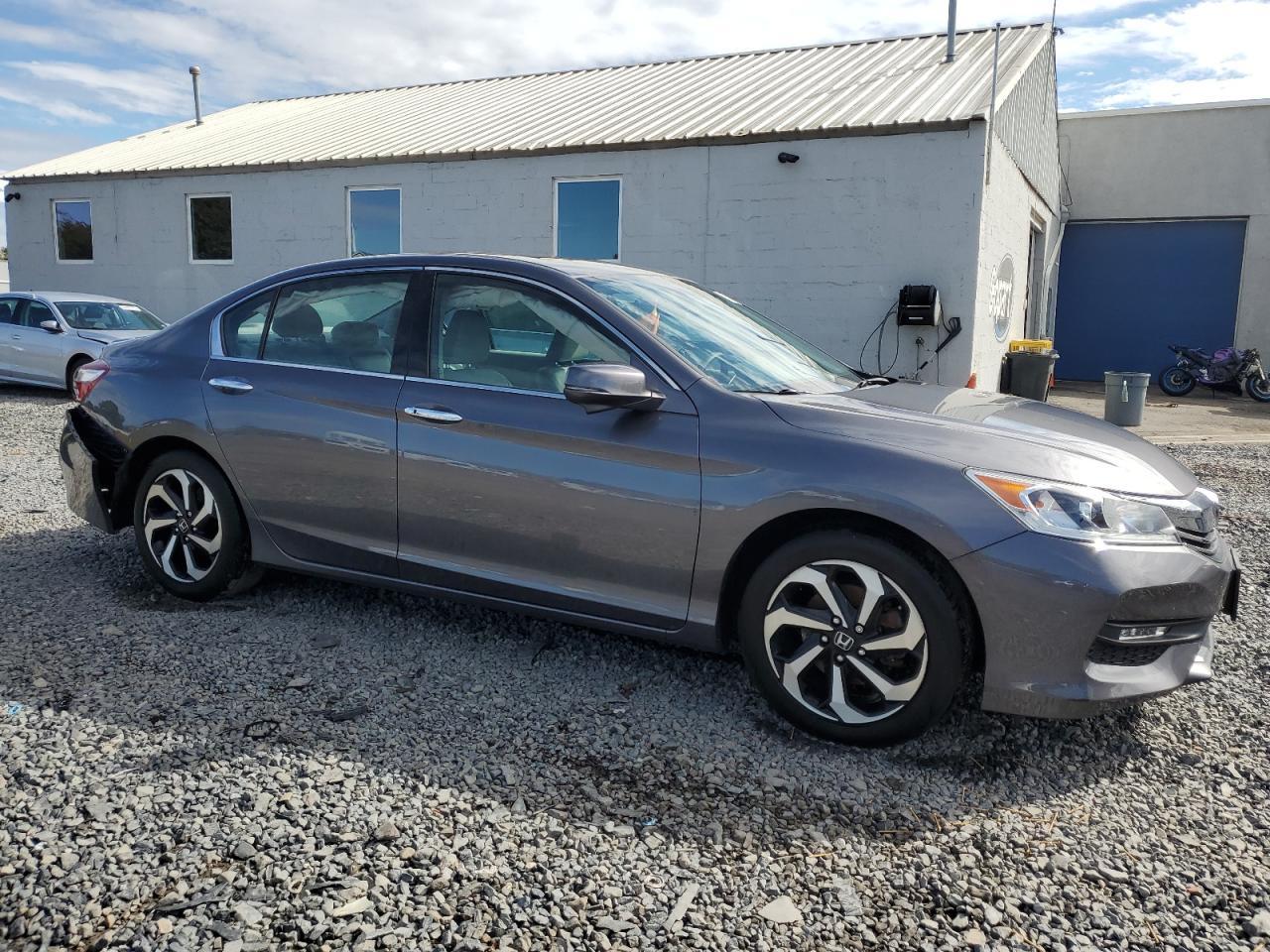 2017 HONDA ACCORD